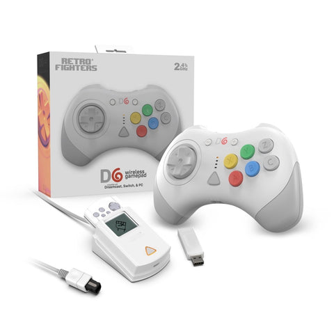 D6 Dreamcast wireless controller for Sega Dreamcast, Switch & PC - White [PRE - ORDER] | Retro Fighters - 1