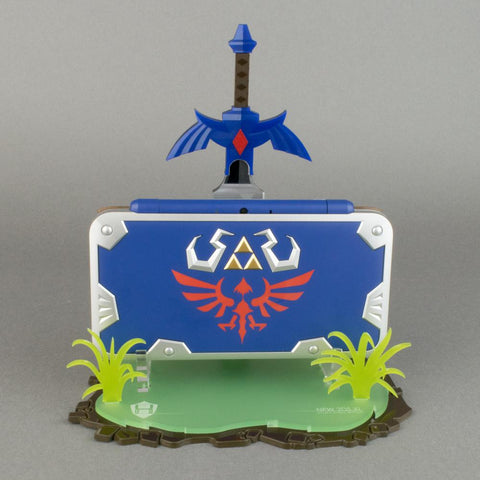 Display stand for Nintendo 2DS XL console - Hylian Shield Edition | Rose Colored Gaming - 1